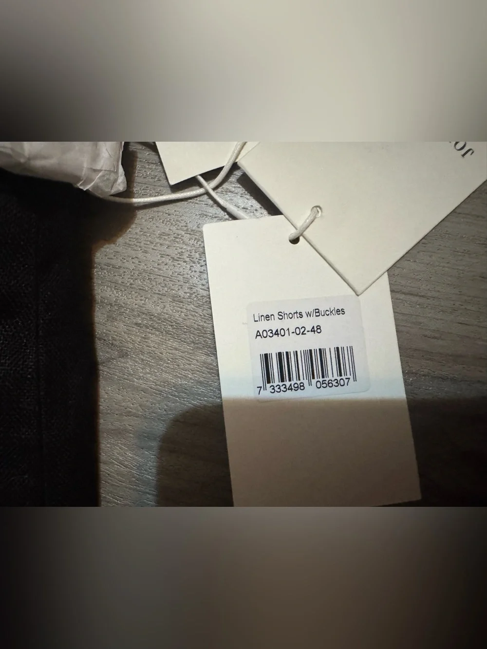 John Henric linen shorts with buckle